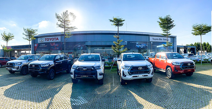 Đánh giá chi tiết nội thất, ngoại thất các phiên bản Toyota Hilux